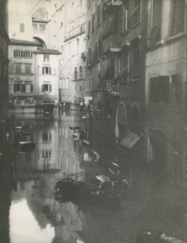 Flooded streets perspective: Via dei Neri, Via della Ninna