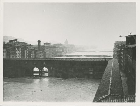 Ponte Vecchio during the flood